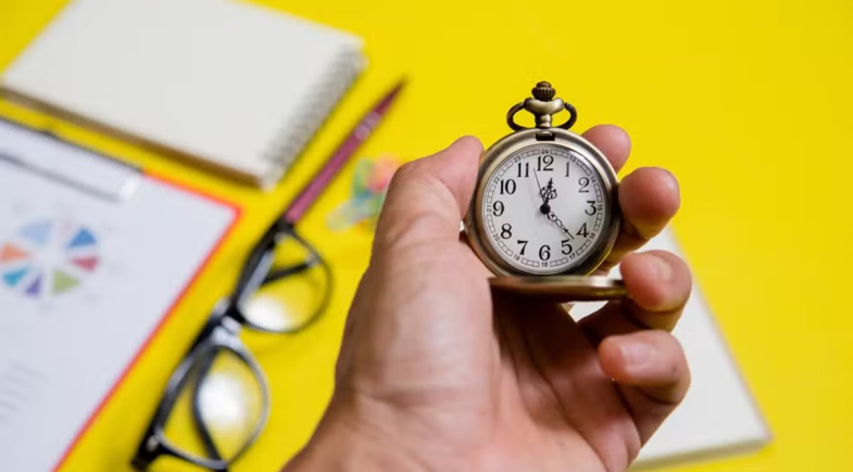 Enem: veja dicas de como administrar o tempo | Imagem de Freepik