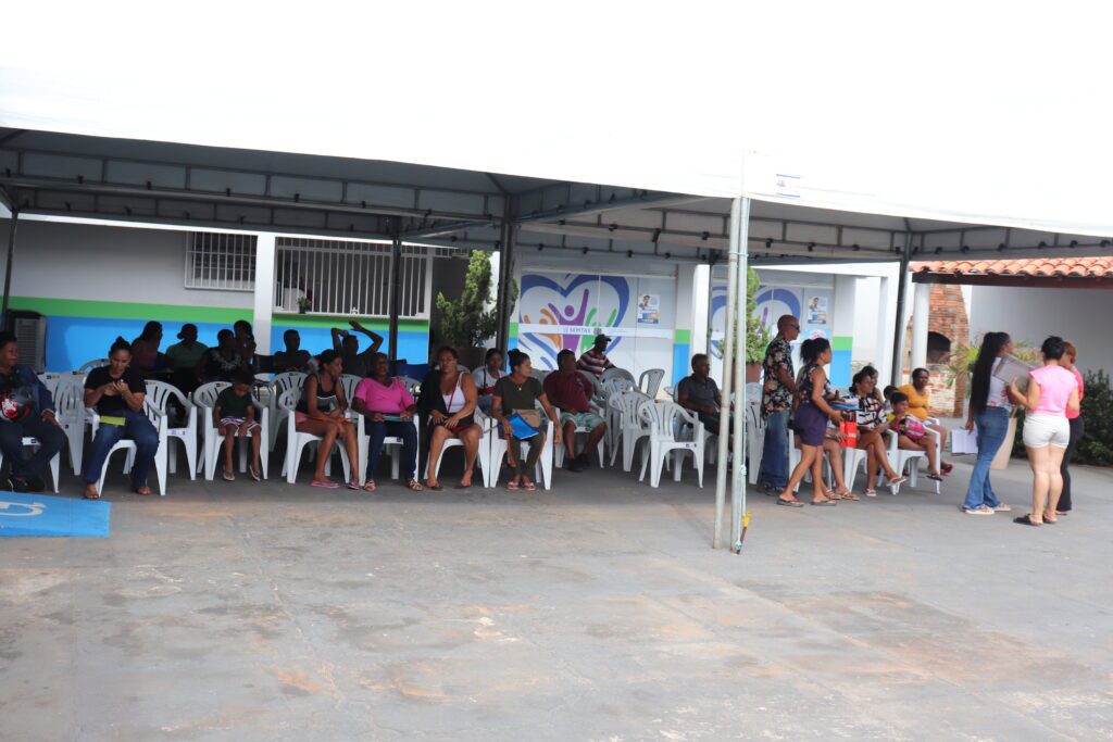 Com abertura das inscrições do Programa Minha Casa Minha Vida, SEMTAS registra dia movimentado - Imagem 2