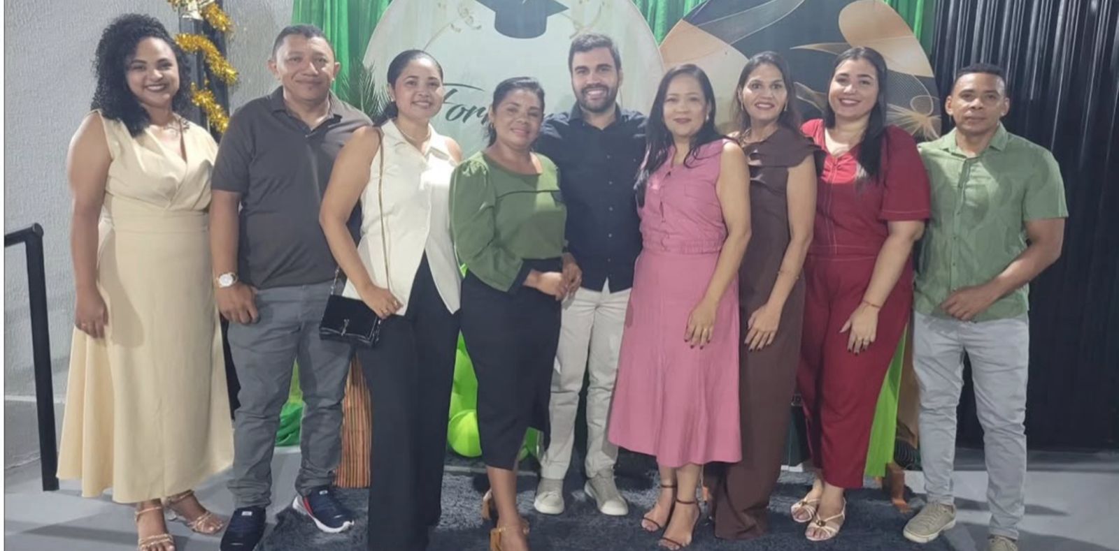 Prefeitura de Landri Sales realiza formatura do curso do Programa Mais Saúde - Imagem 2