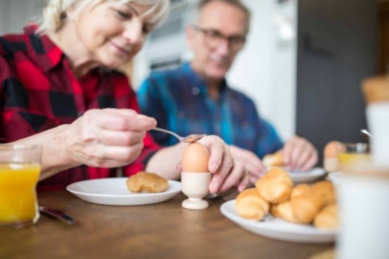 Estudo indica que consumo de ovos pode reduzir risco de Alzheimer