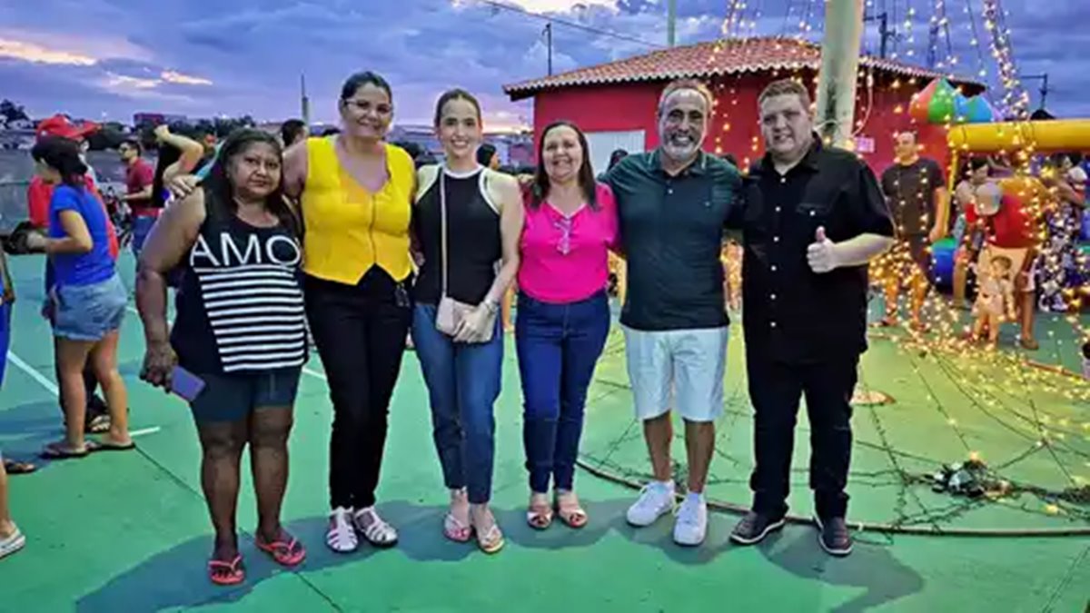 Prefeito Erivaldo Lopes inaugura Parquinho Infantil no bairro Jardim Lavina em Santo Antônio de Lisboa - Imagem 1