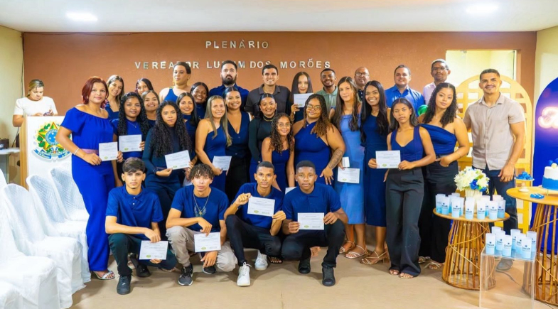 Prefeitura de Colônia do Piauí realiza encerramento do Curso Básico de Informática Juventude Conectada