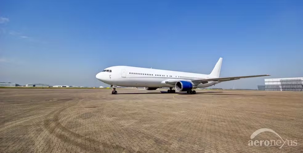 Avião fretado pelo Flamengo para o Catar — Foto: Aeronexus/Divulgação