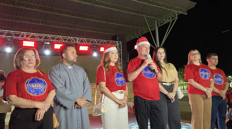 Campo Maior abre oficialmente o “Encantos do Natal” com grande celebração na Praça Valdir Fortes