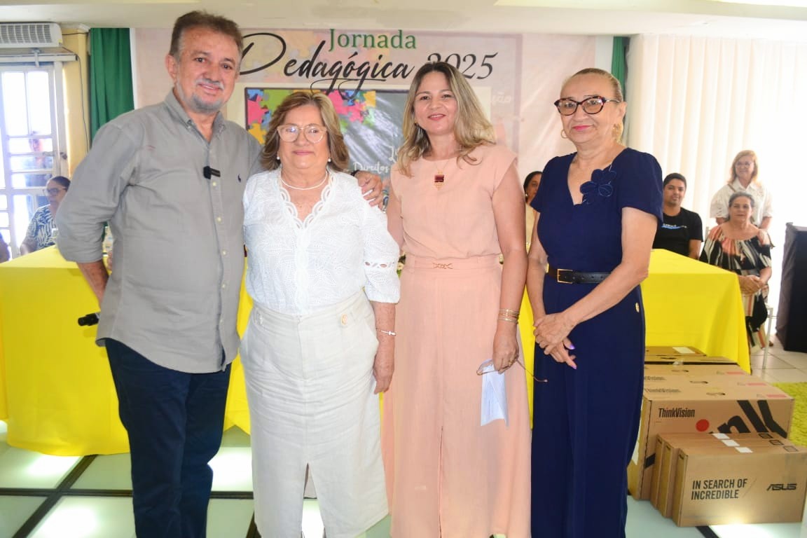 Prefeito Joãozinho Félix anuncia reajuste de 6.5% no salário dos professores