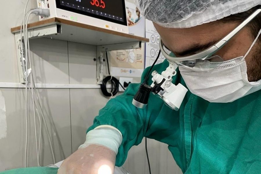 HEDA realiza primeira cirurgia oral na UTI e avança no tratamento em pacientes críticos