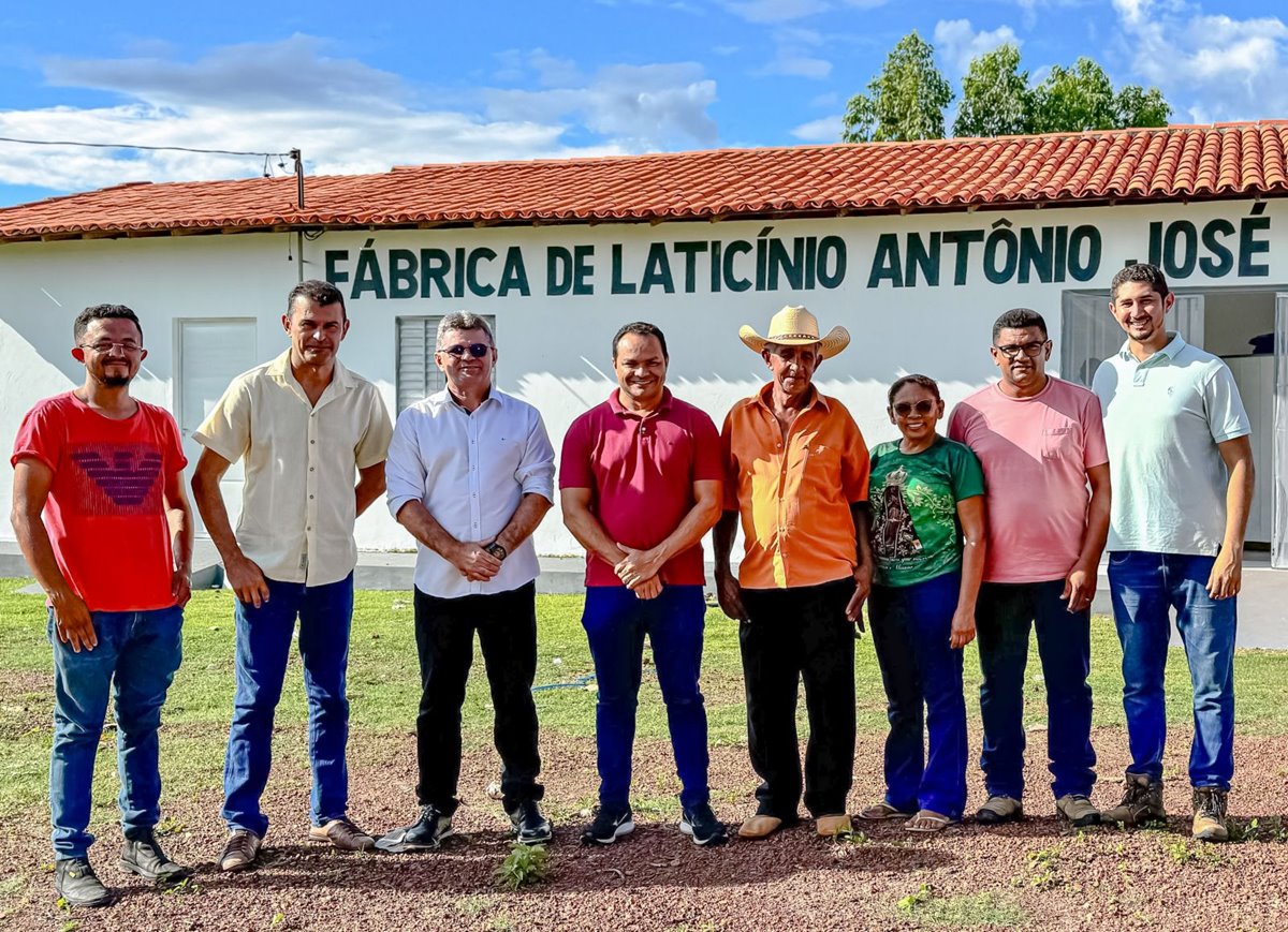 Prefeito Pedro Gomes visita Fábrica de Laticínio na comunidade Simpatia