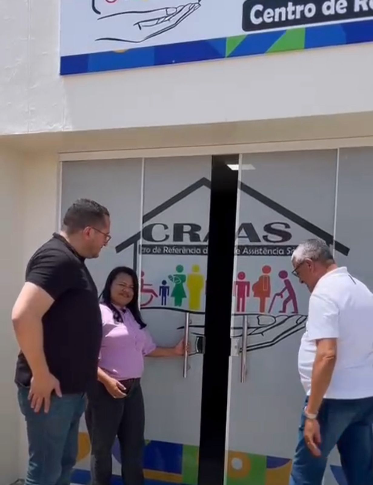 Manoel Emídio inaugura CRAS reformado para melhor atender a população