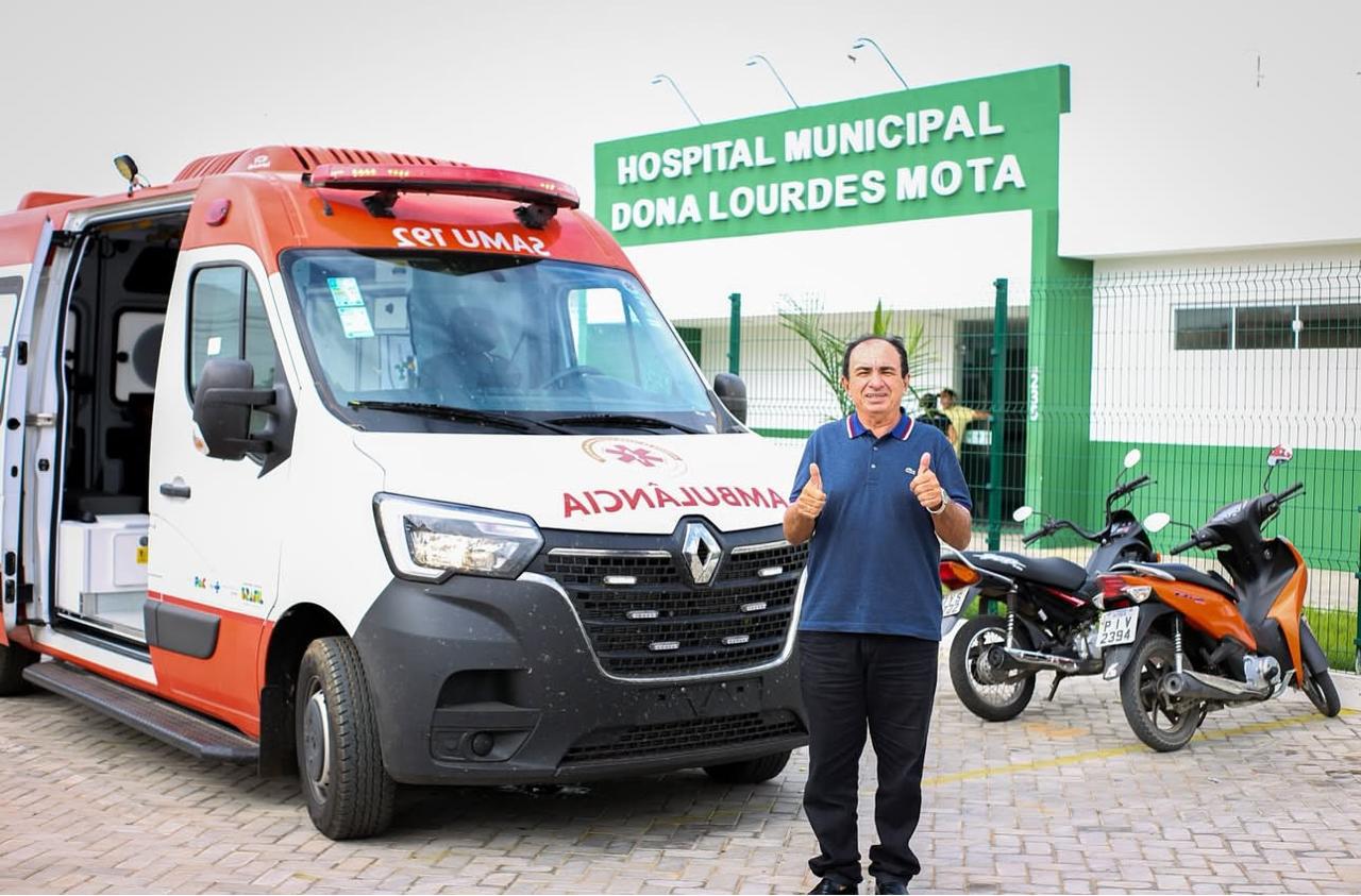 Prefeitura de Pio IX reforça atendimento do SAMU com nova ambulância zero quilômetro