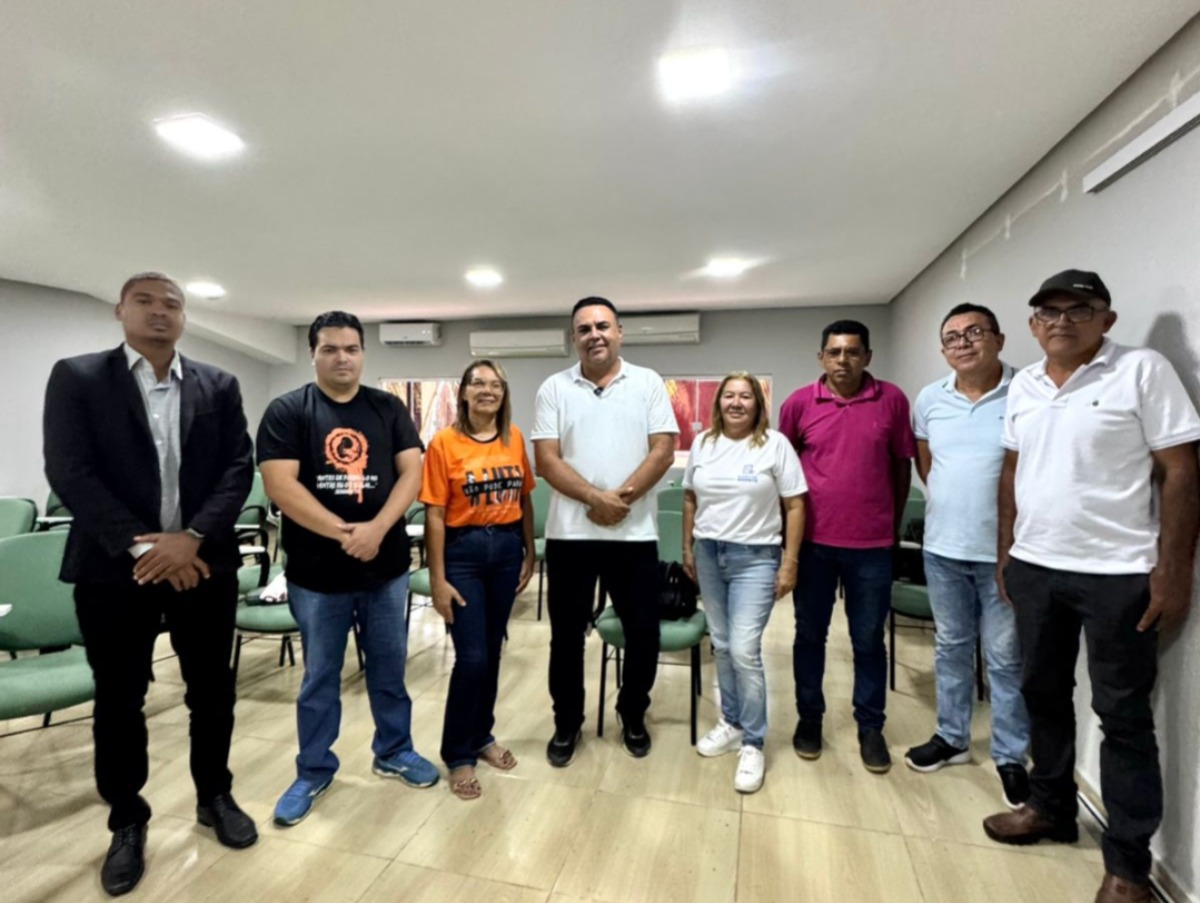 Prefeito de São Raimundo Nonato reafirma compromisso com o piso dos agentes de saúde e endemias