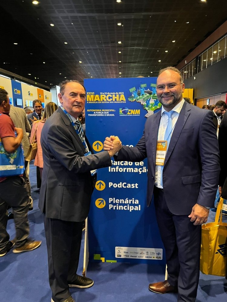 Prefeito de Floriano participa da XXVI Marcha a Brasília em Defesa dos Municípios