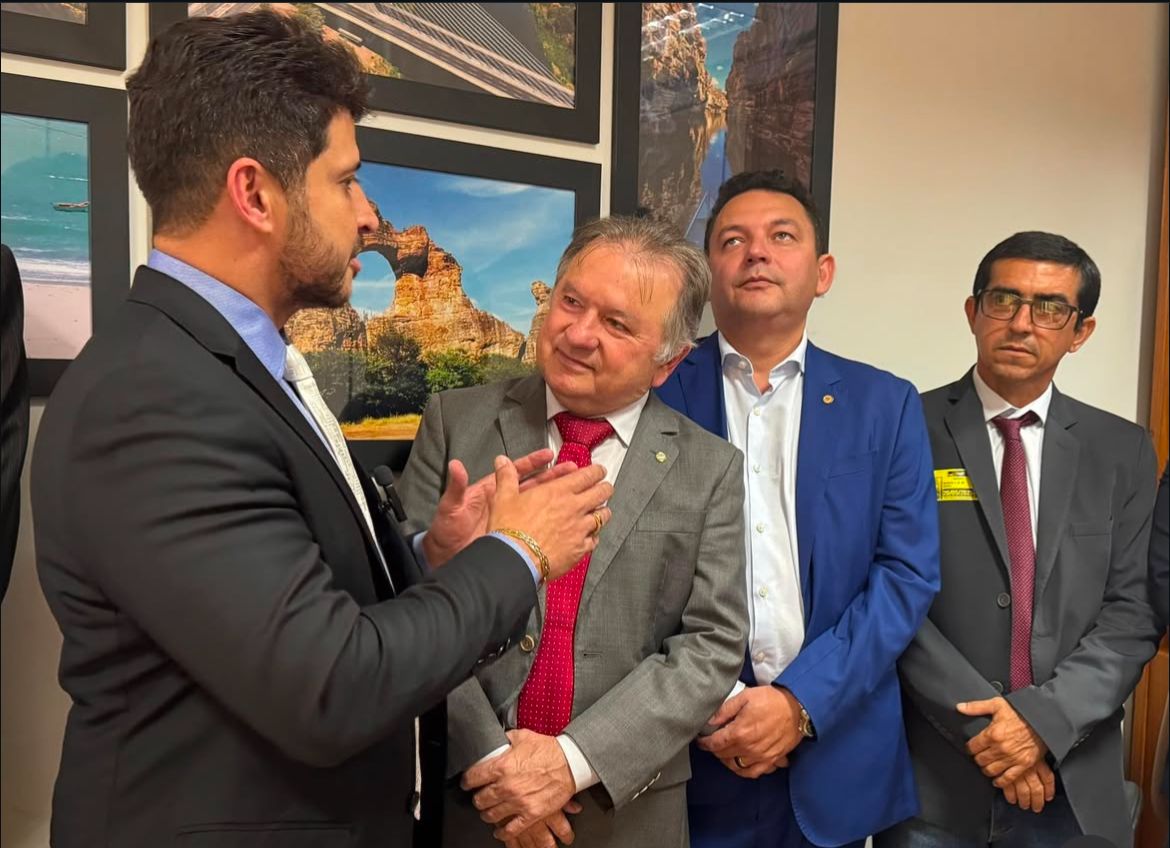 Prefeito Luciano Filho participa da XXVI Marcha dos Prefeitos em busca de avanços para Hugo Napoleão - Imagem 1