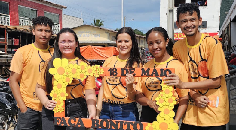 Prefeitura de Esperantina realiza panfletagem de campanha contra o abuso de crianças e adolescentes