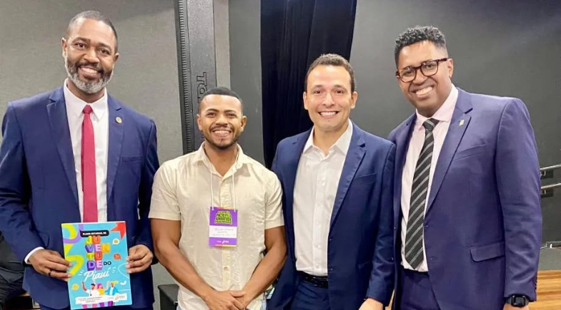 Colônia do Piauí reforça compromisso com políticas para a juventude em evento estadual