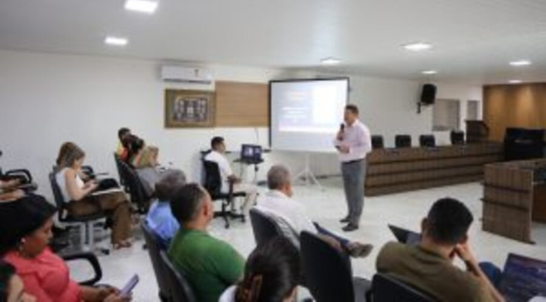 Audiência Pública da LDO 2026 reúne autoridades e população na Câmara de Uruçuí