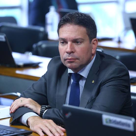 Três deputados do Piauí votaram a favor da suspensão da ação penal que pode beneficiar Bolsonaro - Imagem 1