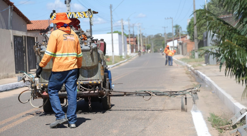 Prefeitura de Uruçuí inicia sinalização horizontal em várias ruas da cidade