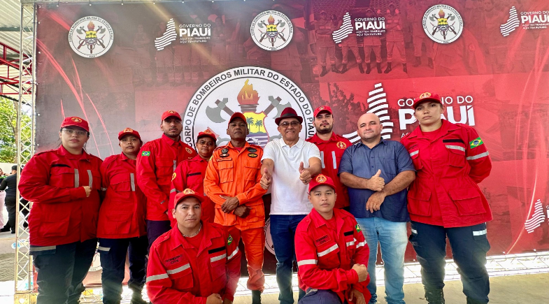 Prefeito Abdoral Melo prestigia inauguração da sede do Corpo de Bombeiros em Esperantina