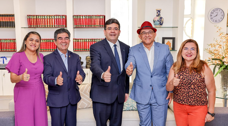 Prefeito de São João do Arraial se reúne com Rafael Fonteles e trata de assuntos para o desenvolvimento do município