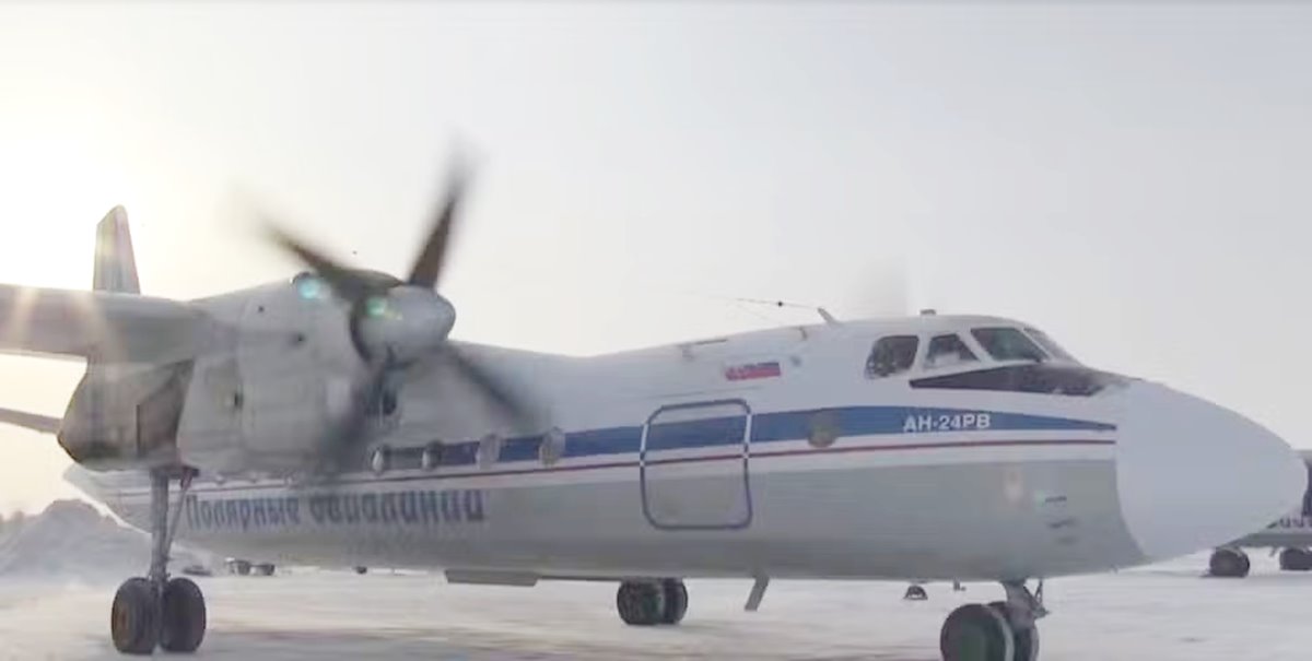 An-24 semelhantes ao que desapareceu na Rússia — Foto: Reprodução/Reuters 