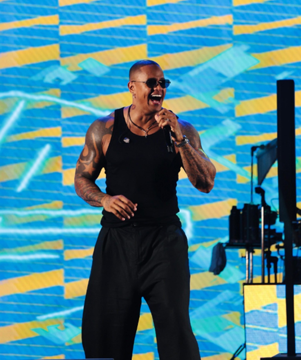 UruFolia 2025 estreia com grande público e show eletrizante de Léo Santana - Imagem 1