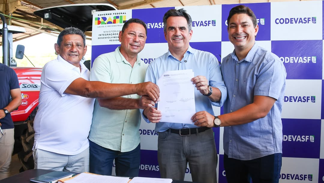Prefeito Dr. Aderson Filho recebe senador Ciro Nogueira para visita à Barragem Vale Verde