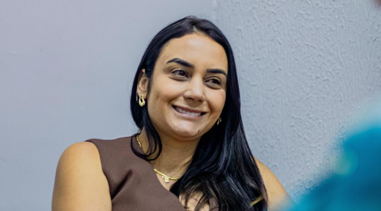 Secretária Ana Tércia anuncia implantação do EJA Profissionalizante no município