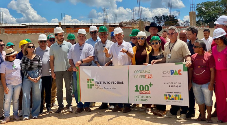 Vice-governador Themístocles Filho e deputado Marcos Aurélio visitam obras do IFPI em Esperantina