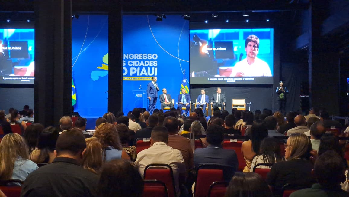 São João do Arraial recebe certificado como integrante do projeto municípios 100% regularizados - Imagem 1