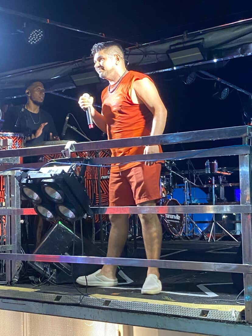 Cantor Jr Malvadão na segnda noite do Pirifolia 