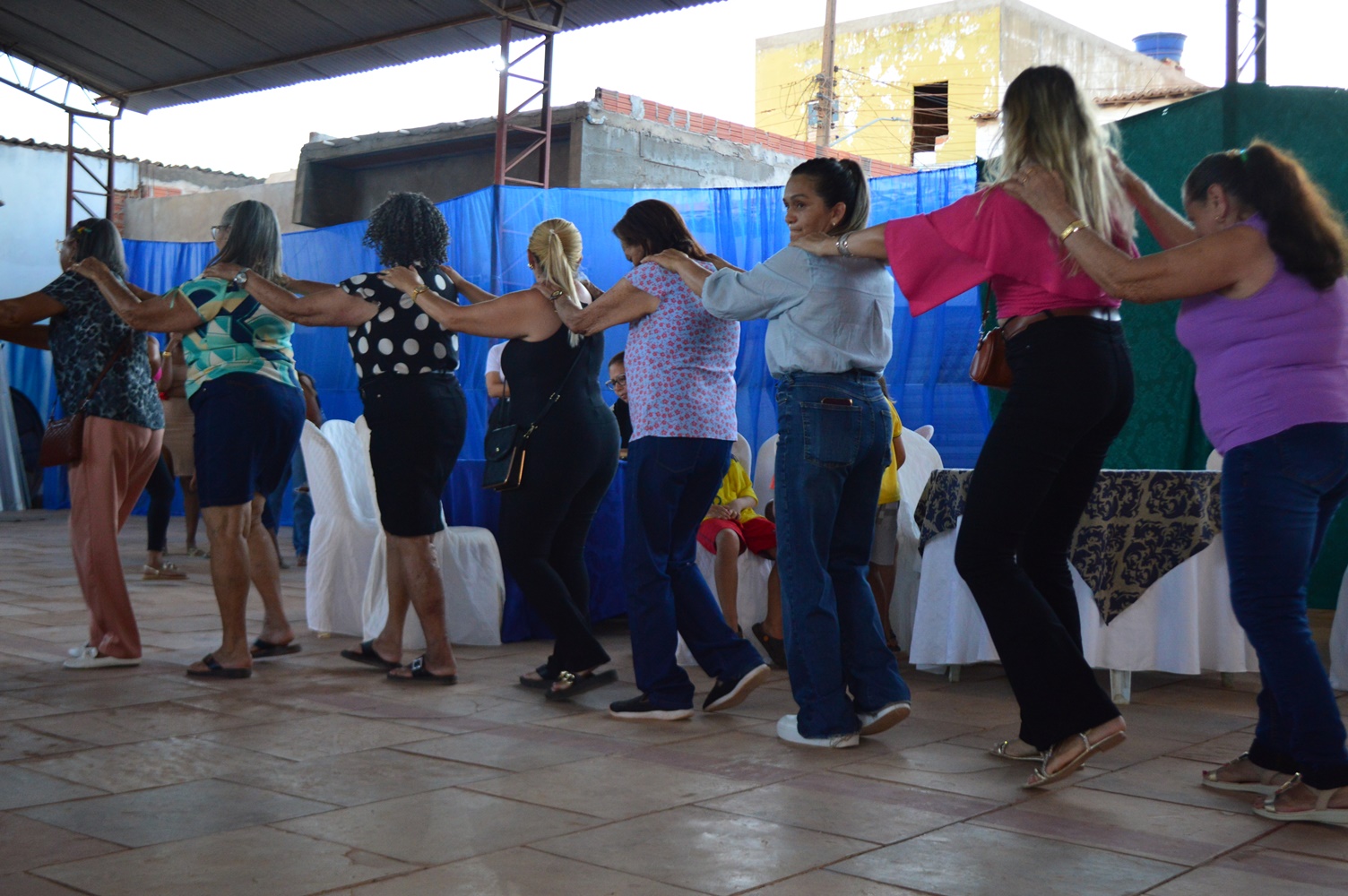 Alegria e integração marcam o primeiro Forró dos Idosos em Marcolândia - Imagem 11