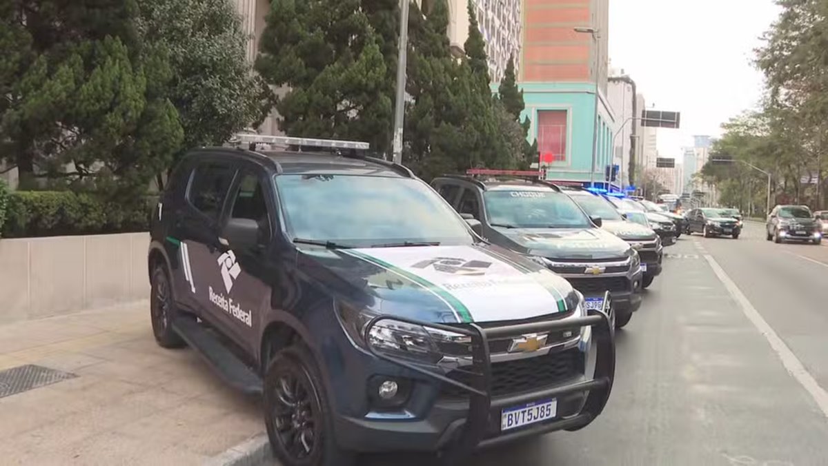 Operação do MP-SP com Receita e Polícia Federal — Foto: TV Globo 
