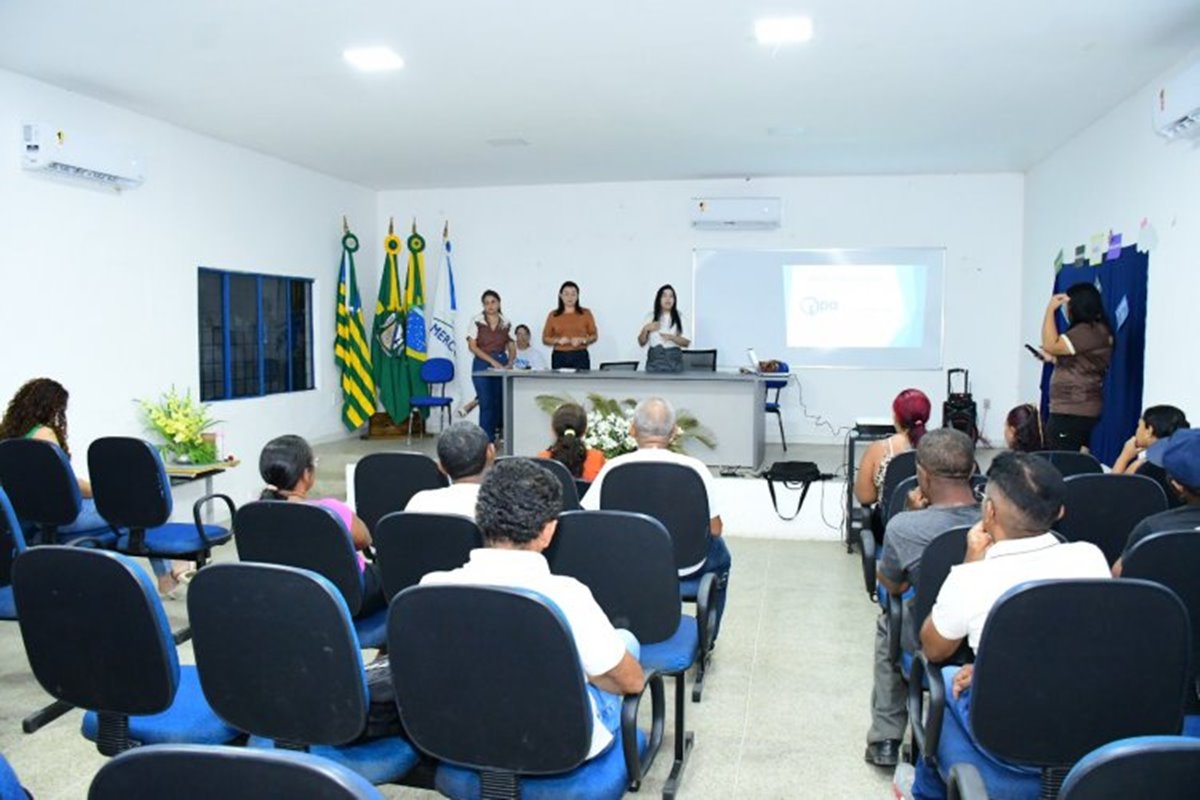 Meio Ambiente: Prefeitura promove reunião com líderes de bairros para tratar sobre queimadas - Imagem 2
