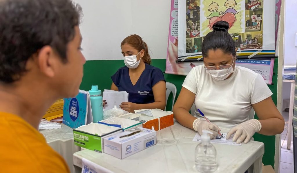 Moradores do Bairro Tabuleiro e região participam de atendimentos e ações sociais do Projeto Prefeitura Itinerante - Imagem 2
