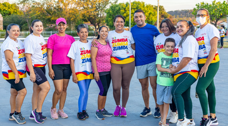 Prefeitura de Lagoa do Piauí realiza 1º Aulão de Zumba na Praça Principal