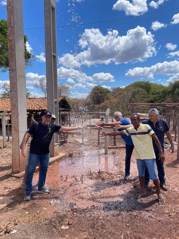 Zé Raimundo perfura poço e leva água para a Lagoa Funda em Oeiras - Imagem 1