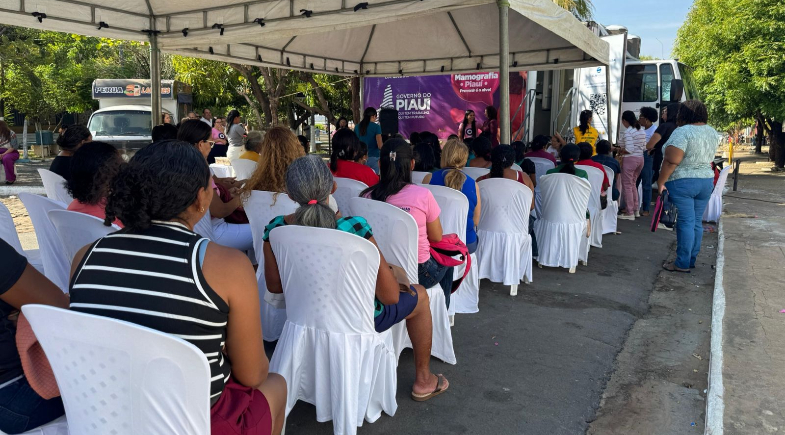 Carreta da Saúde em Regeneração