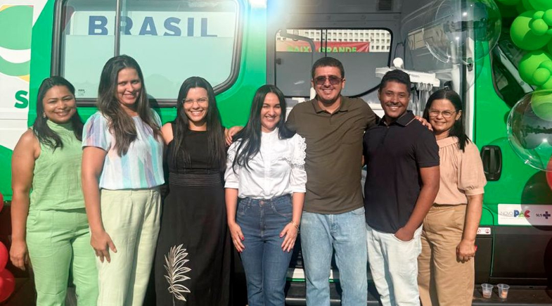 Baixa Grande do Ribeiro recebe Van Odontológica do programa Brasil Sorridente