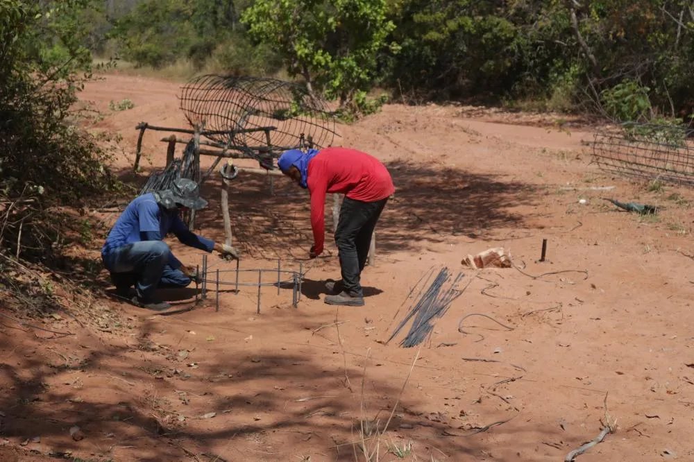 Começam escavações para construção da ponte sobre o Riacho do Pico, na comunidade Barreiro - Imagem 4