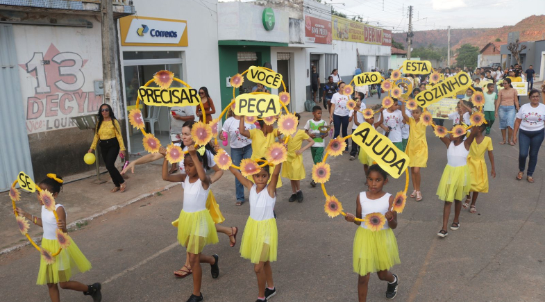 Prefeitura de São Gonçalo do Gurgueia realiza caminhada em prol da campanha Setembro Amarelo