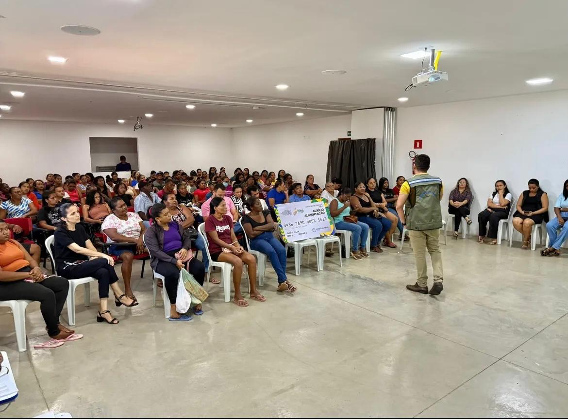 Prefeitura de São João do Piauí realiza reunião com famílias do município sobre o Auxílio Alimentação