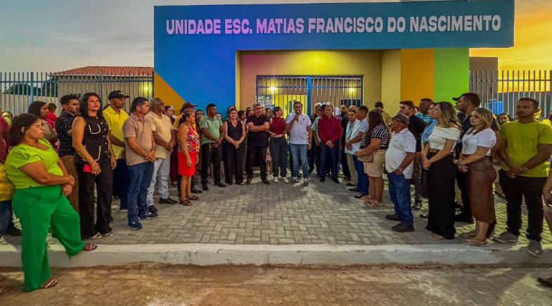 Prefeitura de Vera Mendes inaugura U.E. Matias Francisco do Nascimento na Comunidade Cantofre