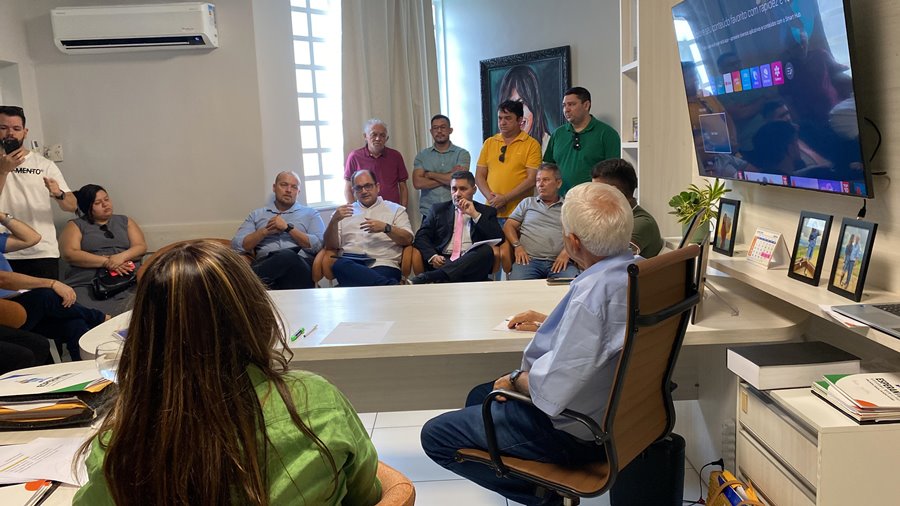 Prefeitura de Esperantina cobra solução definitiva da Águas do Piauí para problema hídrico - Imagem 1