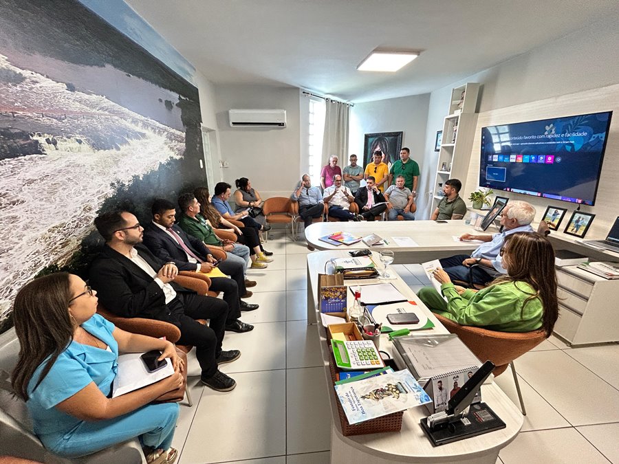 Prefeitura de Esperantina cobra solução definitiva da Águas do Piauí para problema hídrico - Imagem 2