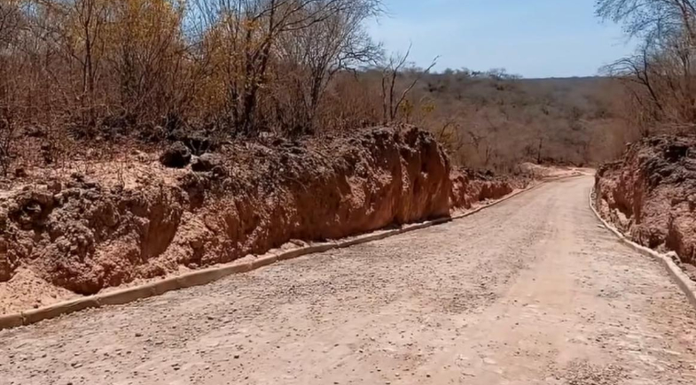 Prefeitura de Socorro do Piauí entrega obra de pavimentação de vias no povoado Curral de Pedra