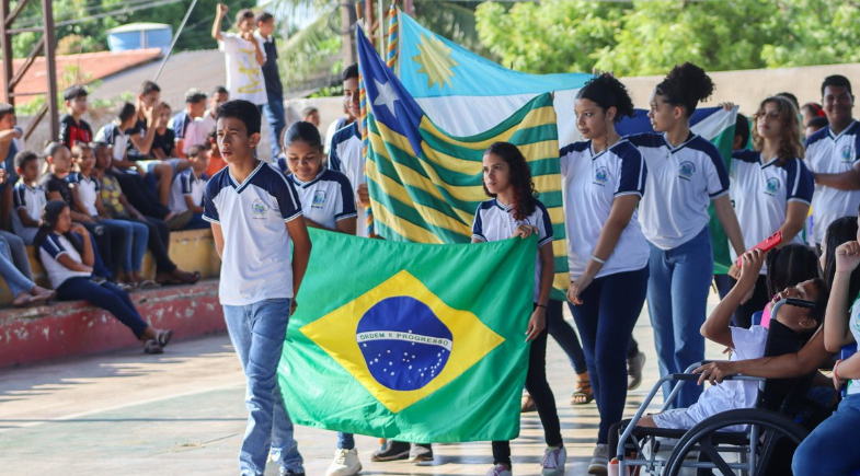 Desfile cívico celebra 7 de Setembro em Lagoa Alegre