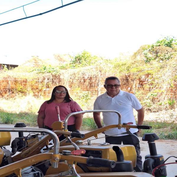 Município de Nazária do Piauí recebe máquina agrícola da Codevasf - Imagem 2