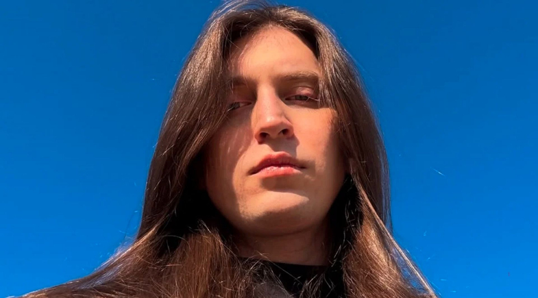 Felca relata ameaças de crianças após mudanças no chat de voz do Roblox