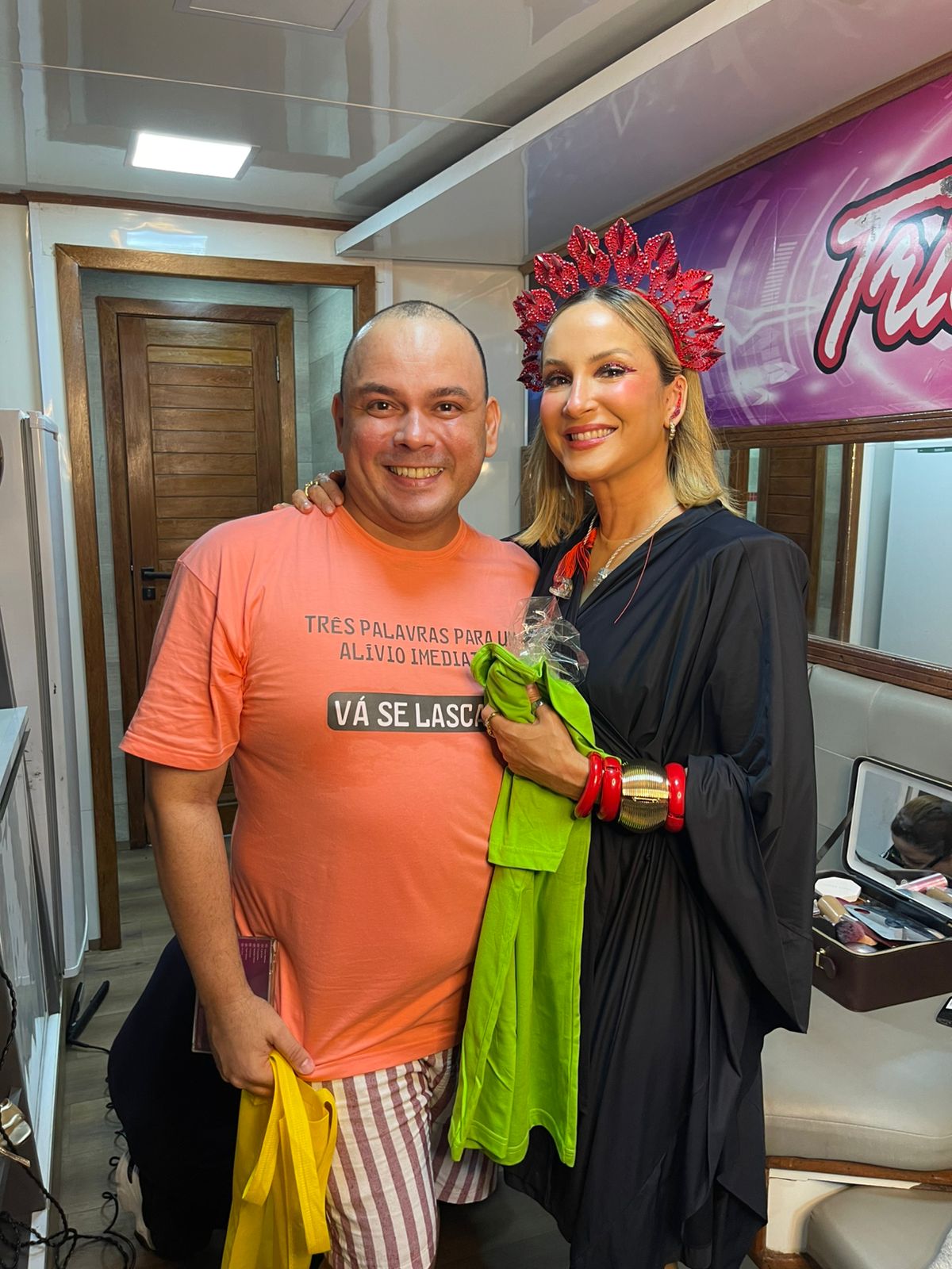 A cantora foi recebida pelo jornalista da TV Meio Norte, André Moura. Foto: Wellington Vilarinho.