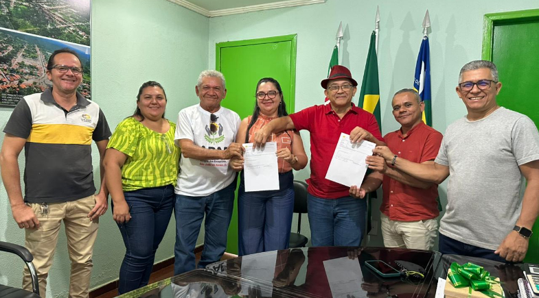 Prefeitura de São João do Arraial repassa R$ 200 mil para APAE e Comunidade Kolping